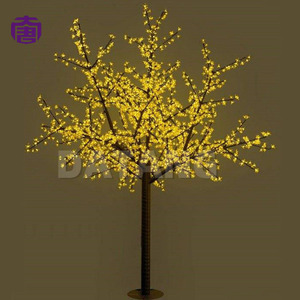 Arbre lumineux LED extérieur durable pour Noël, étanche, en fer, motif fleurs de cerisier, indice de protection IP65, contrôle par application, idéal pour les communautés résidentielles - Product Image 5