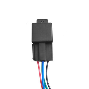 CJ720 coche <span class=keywords><strong>de</strong></span> la batería del vehículo <span class=keywords><strong>de</strong></span> seguridad en tiempo Real el seguimiento <span class=keywords><strong>de</strong></span> gps tracker vehículo barato - Product Image 6