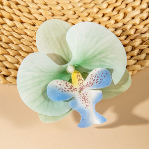 Pinza para el pelo <span class=keywords><strong>de</strong></span> orquídea mariposa estilo europeo-americano, hecha a mano <span class=keywords><strong>con</strong></span> tela, para niñas, ideal para verano y vacaciones en Hawái. - Product Image 3