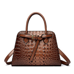 Sac à main portable et durable en PU à rivets géométriques pour femme élégante. Nouveau modèle 2026 : Sac à main de luxe de créateur pour usage quotidien - Product Image 1