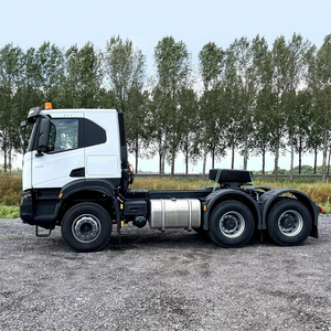( J) OFFRE DE GROS 2023 Cabine de tracteur (occasion) - Product Image 1
