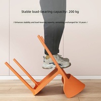 Chaise de salle à manger, de restaurant ou de cuisine en polypropylène, flexible, empilable, respirante, avec dossier perforé