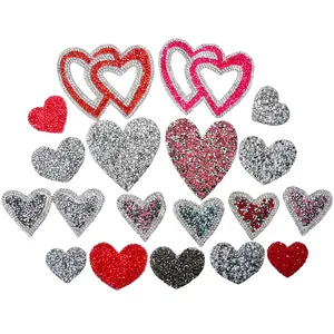 Parche <span class=keywords><strong>de</strong></span> corazón <span class=keywords><strong>de</strong></span> diamantes <span class=keywords><strong>de</strong></span> imitación <span class=keywords><strong>para</strong></span> ropa, Parche <span class=keywords><strong>de</strong></span> hierro en varios colores con motivo <span class=keywords><strong>de</strong></span> cristal Hotfix <span class=keywords><strong>para</strong></span> bolsos, pantalones y zapatos, venta directa <span class=keywords><strong>de</strong></span> fábrica - Product Image 1