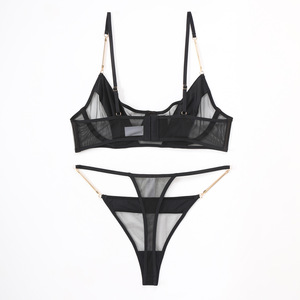 Ensemble de lingerie sexy en maille pour femmes, soutien-gorge à armatures et culotte string, ensemble 2 pièces avec chaîne dorée, style français, sous-vêtements transparents - Product Image 3