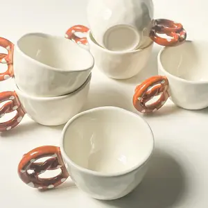 Ins Style Pretzel Handle Ceramic Coffee Breakfast Biscuit Cup