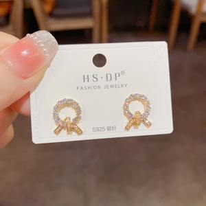 French Vintage Luxury <b>Stud</b> <b>Earrings</b> for Women Diamond-Studded Zircon Circle Design High-End Elegant Copper Party Women's Gift - Product Image 3