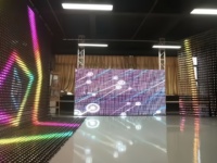 Le plus populaire P3.9-7.8 intérieur extérieur RVB Smart LED écran d'affichage transparent publicité fenêtre verre 1 an ODM/OEM garantie