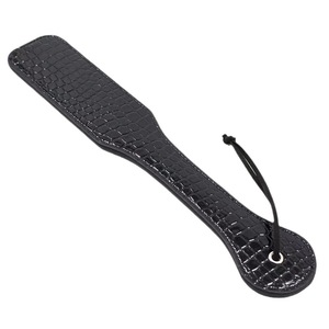 Pala de cuero negra Erotic Beats para parejas, para coquetear y seducir de forma romántica - Product Image 3