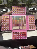 Palette de Maquillage Nouvelle Collection Style Fleur Karol G et Bad Bunny – Livre de Maquillage Mignon