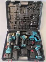 Boîte à outils Ensemble Impact 21V Outils électriques à main Combinaison quatre pièces avec deux batteries Une charge Diverses scènes de réparation Boîtier emballé
