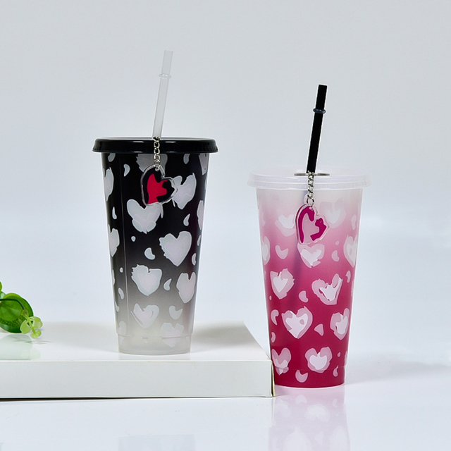 Custom Logo Printed Color-Changing Fancy Plastic Wine Glasses with Lids Straws Classic Style PP Material Edible Cold Cups