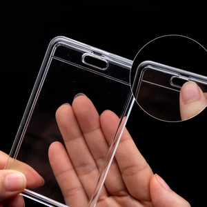 Porte-badge vertical transparent pour le bureau et l'école - Product Image 1