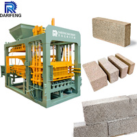 QT6-15 600x200x200mm Briques de Verrouillage Solide Chaux Chanvre Blocs de Béton Machine en France