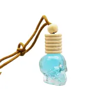 Vazio 8ml crânio em forma de frasco de perfume pingente de carro perfume aromaterapia difusor garrafa com tampa de madeira e corda