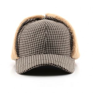 Casquette de baseball d'hiver personnalisée à carreaux avec protège-oreilles pour fabricants - Product Image 4