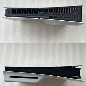 Console de <span class=keywords><strong>jeu</strong></span> TV PlayStation5 d'occasion, 1 To, 99 % neuve, avec manette - Product Image 3
