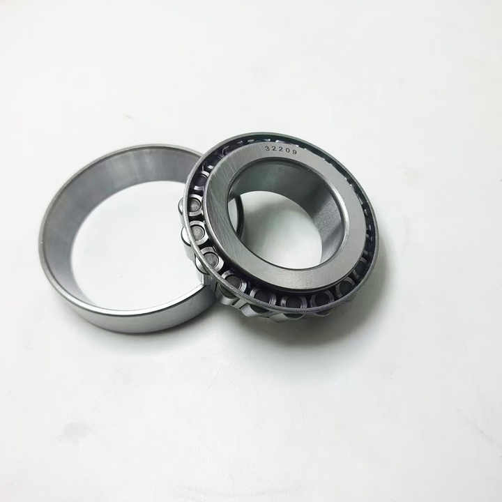Precision GCR15 Steel Single Row Taper Roller Bearing 30205 P6 High ...