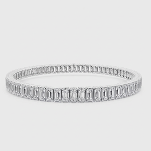 Bracelet en or blanc avec diamant taille émeraude, bijoux de luxe de créateur, cadeau de mariage pour femme - Product Image 1