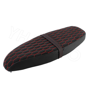 Hexagon Quilted Seat Sitzbank Red Stitching With Strap for Simson S51 S50 S60 S70 S80 Enduro - Product Image 1