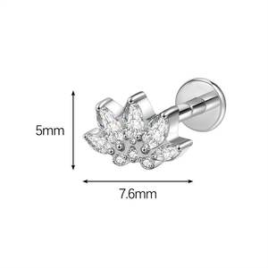 Custom Astm F136 Titanium Piercing De Titanio 16G 1.2 Interne Draad <span class=keywords><strong>Labret</strong></span> Helix Tragus Lob Platte Achterkant Oorbel - Product Image 3