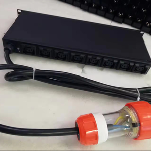 PDU อุตสาหกรรม 8 ช่อง 12 ช่อง 24 ช่อง C13 C19 พร้อมอินพุต 32A และเบรกเกอร์มิเตอร์ 3 เฟส 1 PDU Power - Product Image 1