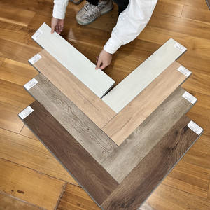 Revêtement de <span class=keywords><strong>sol</strong></span> en PVC aspect bois imperméable Lvt Click Coût par pied carré Meilleur revêtement de <span class=keywords><strong>sol</strong></span> en <span class=keywords><strong>vinyle</strong></span> pour salles de bain - Product Image 3