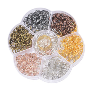 Ensemble d'accessoires de bijouterie, 7 compartiments, anneaux de connexion en alliage, composants pour la fabrication de bracelets DIY, boucles ouvertes et fermées multicolores - Product Image 1