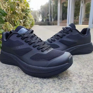 รองเท้าวิ่งแบบยูนิเซ็กซ์ ระบายอากาศได้ดี พื้นยาง น้ำหนักเบา เหมาะสำหรับการฝึกซ้อม ใช้ได้ในช่วงฤดูร้อน - Product Image 2