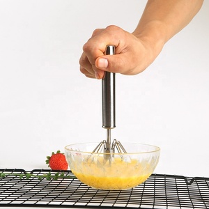 <span class=keywords><strong>Batidor</strong></span> <span class=keywords><strong>de</strong></span> huevos giratorio automático semiautomático para cocina, prensa <span class=keywords><strong>de</strong></span> acero inoxidable personalizada - Product Image 3