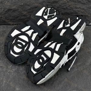 2026 Baskets d'été rétro Dgs de marque de luxe de haute qualité, chaussures décontractées et de marche pour hommes et femmes, tendance mode - Product Image 5