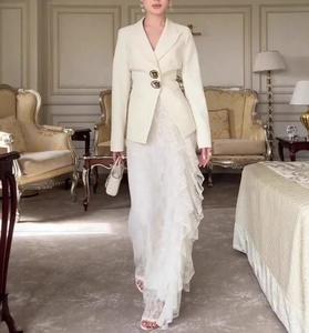 Abito lungo elegante e morbido a maniche lunghe, modello 2026, <span class=keywords><strong>pronto</strong></span> per la <span class=keywords><strong>moda</strong></span>, vestito a tutta lunghezza - Product Image 1