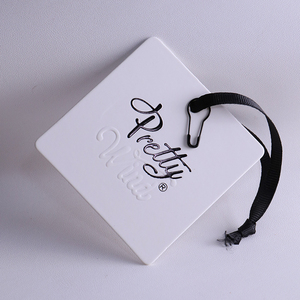 Tùy Chỉnh 3D Nhỏ Vuông Quần Áo Treo Thẻ Ăn Mặc Giày Giấy Treo Thẻ Biểu Tượng Tùy Chỉnh In Thẻ Cho Hàng May Mặc - Product Image 5