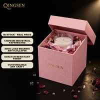 Boîte cadeau élégante de luxe en carton rose personnalisé avec couvercle et base gaufrés or, papier déchiqueté, emballage pour bougies, idéal pour offrir en cadeau
