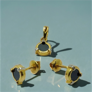 Clásico Juego de Aretes y Colgante de Oro de 22K con Piedra Negra en Forma de Corazón, Joyería de Diseño para Mujer, Uso Diario y para Fiestas - Product Image 2