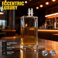 Bouteille de liqueur en verre Solent Luxury Square à col asymétrique, plate et rectangulaire, pour whisky et spiritueux, vente en gros, fabricant, en vrac