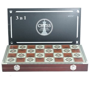 กระดานหมากรุกและไพ่ไม้พับได้แบบพกพา 3 in 1 ระดับสูง สำหรับความบันเทิง ขายส่งจากเมืองอี้อู - Product Image 5