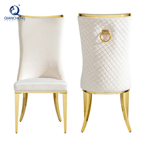 Sedie di Design Moderno e Lussuoso per Sala da Pranzo, Eleganti con Gambe in Acciaio Inox e Battente a Forma di Leone, Rivestimento in Velluto - Product Image 1