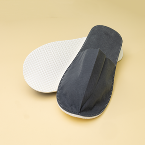 Pantoufles noires jetables non tissées personnalisables pour les hôtels Commodités d'hôtel en vente - Product Image 3