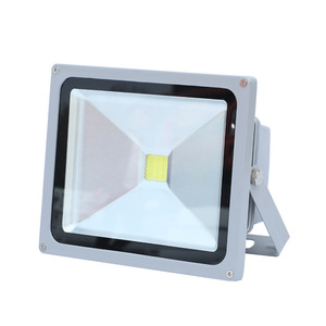 Reflector LED SunLed IP66 con Carcasa de Aluminio, 200W COB, Alto Lumen, Luz Diurna, Amplio Alcance, Certificado ROHS, Garantía de 3 Años, CRI80 - Product Image 3
