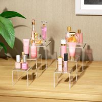 Rehausseurs en acrylique écologiques Supports à gâteaux transparents pour une table de desserts élégante