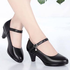 Scarpe Nere da Donna Comode con <span class=keywords><strong>Tacco</strong></span> <span class=keywords><strong>Medio</strong></span>, Suole Morbide, Scarpe in Pelle da Donna con <span class=keywords><strong>Tacco</strong></span> Spesso e Punta Rotonda - Product Image 1