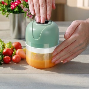 Licuadora multifuncional Carga USB <span class=keywords><strong>Mini</strong></span> Picadora de carne Enema Máquina Picadora de alimentos - Product Image 3