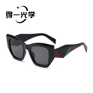 Gafas de sol con estampado de leopardo para mujer, protección UV400, montura de PC, tipo 3, cómodas - Product Image 2