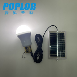 หลอดไฟ LED พลังงานแสงอาทิตย์ Poplor 12W สำหรับตั้งแคมป์กลางแจ้ง พร้อมตะขอและแผงโซลาร์เซลล์ ได้รับการรับรองมาตรฐาน CE แบตเตอรี่ลิเธียม อายุการใช้งาน 25000 ชั่วโมง - Product Image 4