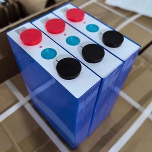 새로운 105Ah 리튬인산철 3.2V 실외용 태양광 및 가정용 에너지 저장 배터리 (4000 사이클, -30~60도 작동 가능) - Product Image 3