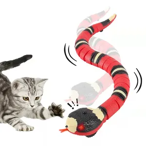 Mainan ular elektrik otomatis, mainan kucing otomatis, ular pengindera cerdas interaktif untuk anjing kucing dalam ruangan, dapat diisi ulang