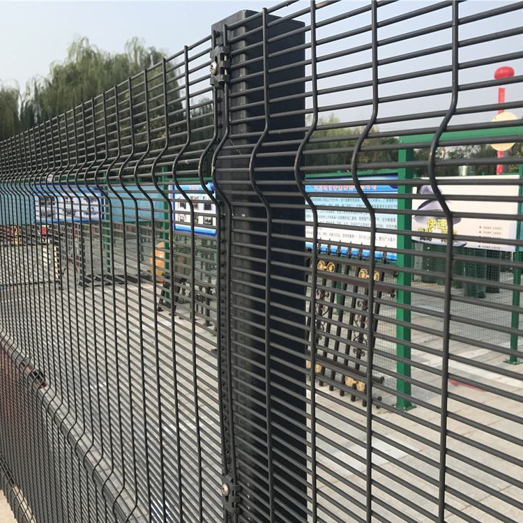 358 Wire Mesh Anti Climb High Security Wall Fence with Gate Door