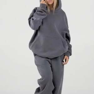 เสื้อฮู้ด650GSM ผ้าฝ้าย100% แขนยาวโอเวอร์ไซส์650GSM เสื้อฮู้ดน้ำหนักสูงออกแบบโลโก้ได้ตามต้องการ - Product Image 3