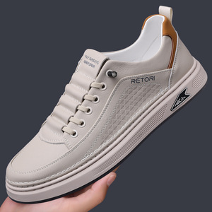 Chilowa Zapatillas de deporte informales de cuero para hombre, suela de goma transpirable de tacón bajo, zapatos para caminar de ocio - Product Image 1