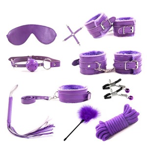 Juego de 10 Piezas de Esposas y Accesorios de Atadura para Personajes - Product Image 2